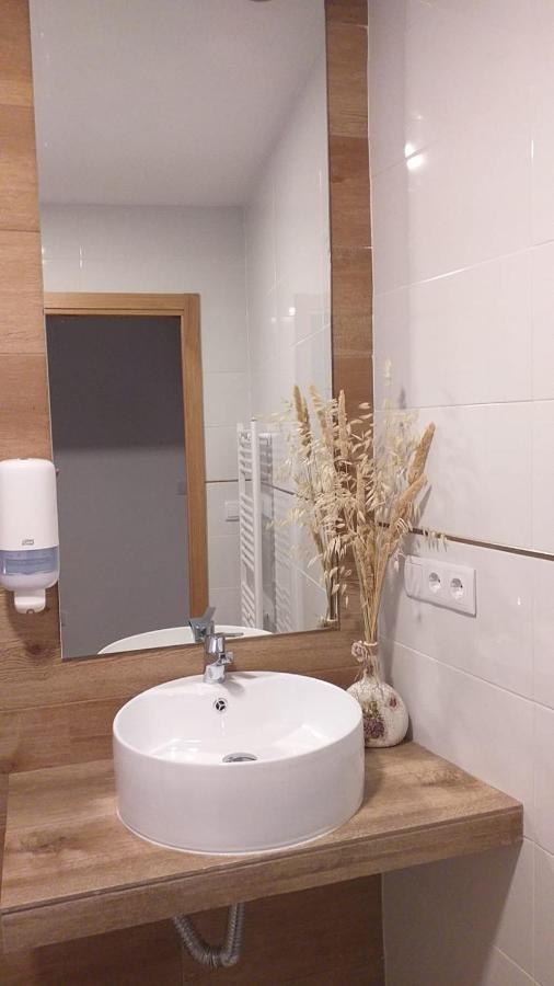 Apartamentos El Arenal Acebo Eksteriør bilde